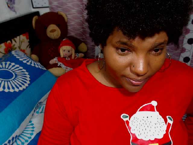 Broadcast screenshots Laaylaax