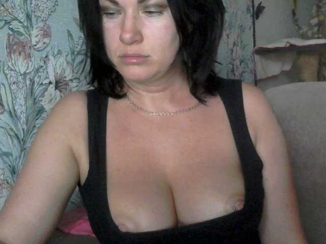 Broadcast screenshots LadyBongo