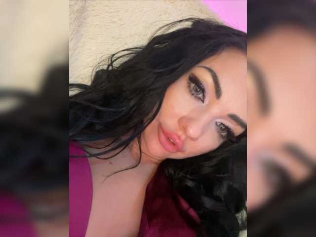 Broadcast screenshots Miss_CHARMER