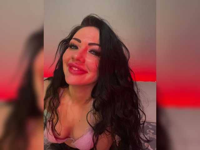 Broadcast screenshots Miss_CHARMER