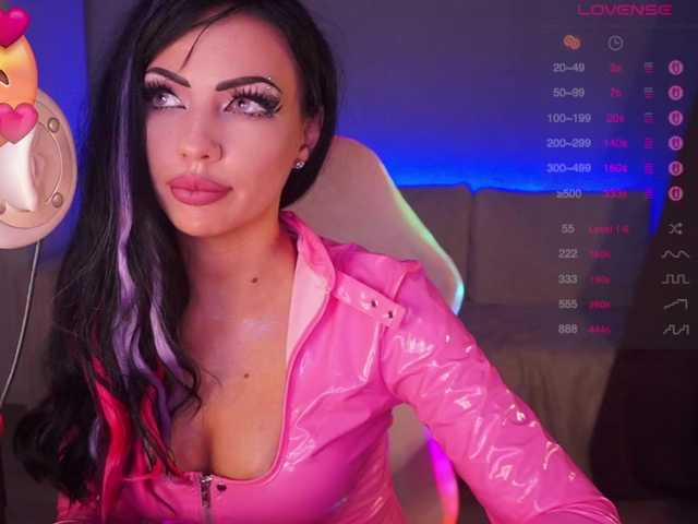 Broadcast screenshots Miss_CHARMER