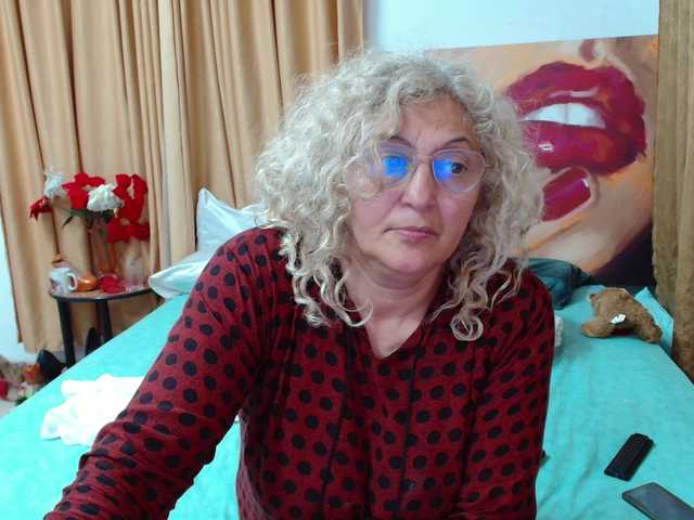 Photos ladydy4u today are my birthday ..i turn 59 age,, 30 tit,, 50 ass ,,10 feet ,,20 c2c ,, 500 naked ,, 1000 squirt ,, 2000 anal,, ,blow1job,,20