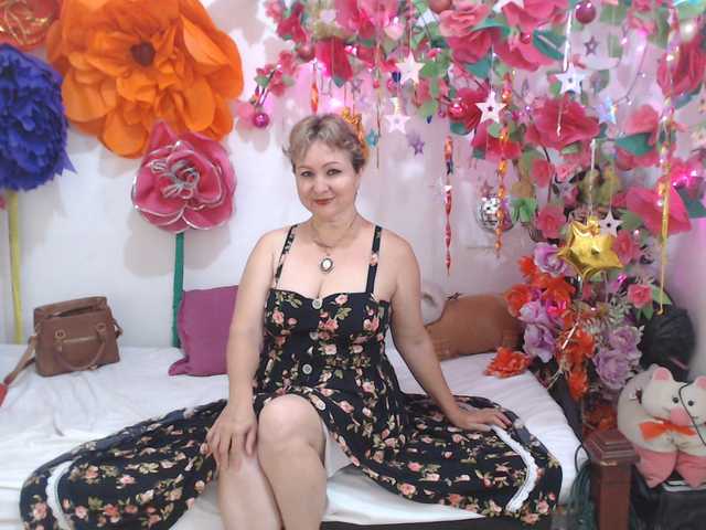 Photo of the profile LADYQUEEN520