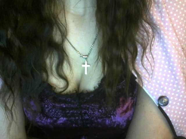 Broadcast screenshots t_w_i_n_k_l_e