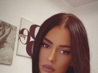 Erotic video chat LaraShaw