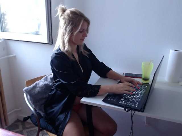 Broadcast screenshots larisalavy