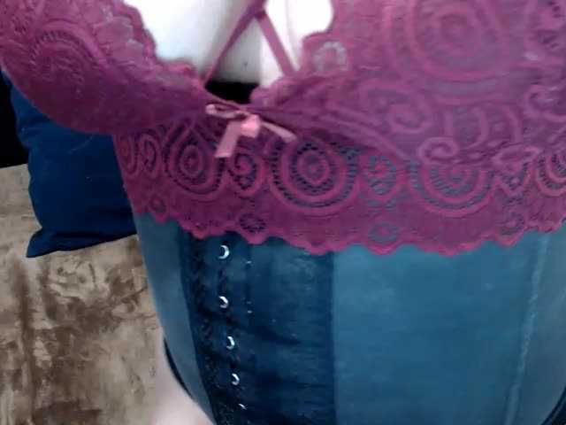 Broadcast screenshots LatinnHot