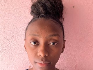 Erotic video chat LatishaForYou