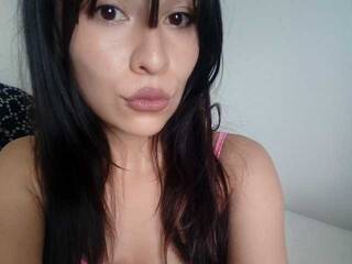 Erotic video chat Laur-ass