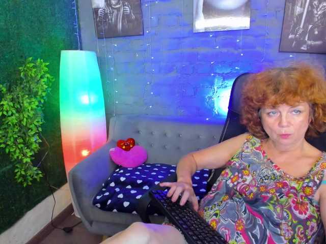 Broadcast screenshots Laura-Gracy