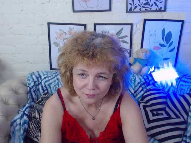 Broadcast screenshots Laura-Gracy