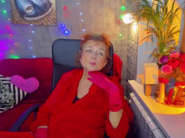 Broadcast screenshots Laura-Gracy