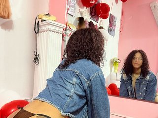 Erotic video chat LAURA-SMIITH