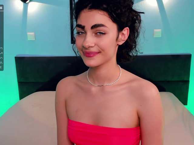 Broadcast screenshots LauraJacksen