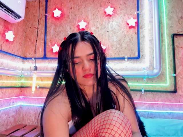 Broadcast screenshots LaurenAnderss