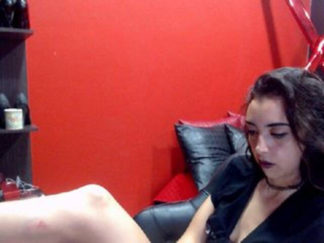 Broadcast screenshots LaylaMazee