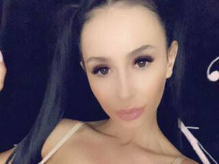 Erotic video chat LaylaRad