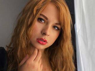 Erotic video chat Leah-Ginger