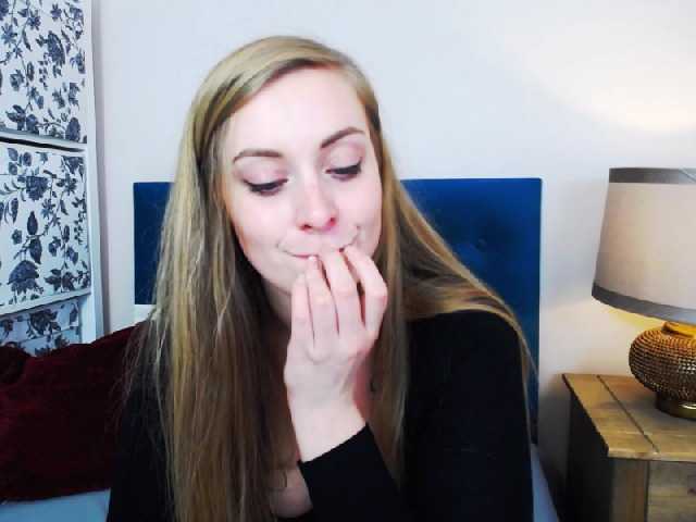 Broadcast screenshots LeahGoldHair