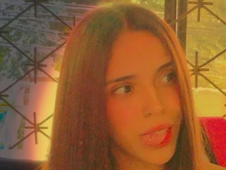 Erotic video chat LeahMartins