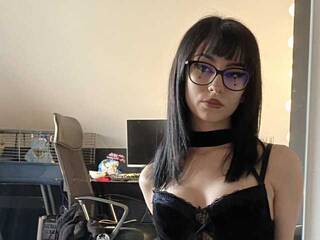 Erotic video chat LeighDarby18