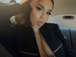 Erotic video chat Leila34