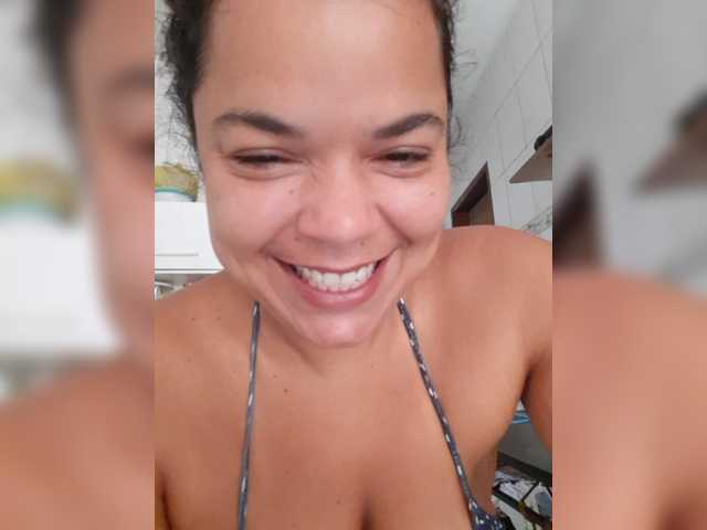 Broadcast screenshots LeoaAnja