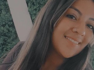Erotic video chat leoncitahot