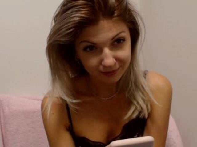 Broadcast screenshots Lerika