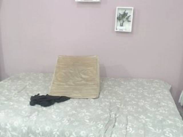 Broadcast screenshots Leslie-18