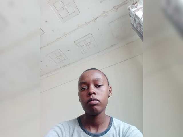 Broadcast screenshots Lessy