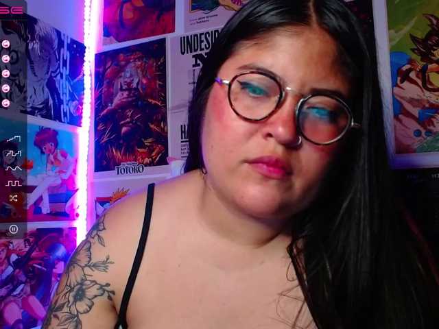 Photos LeylaStar1 spank ass until red at @goal #daddy #ahegao #slave #chubby #curvy - Goal is : SQUIRTING #hairy #tattoo #chubby #daddy