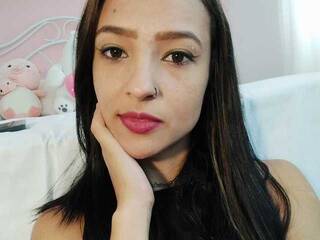 Erotic video chat Liaamiller