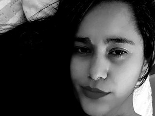 Erotic video chat Liahra