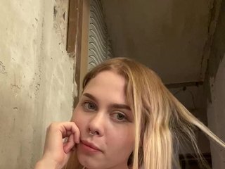 Erotic video chat LiaRobinson