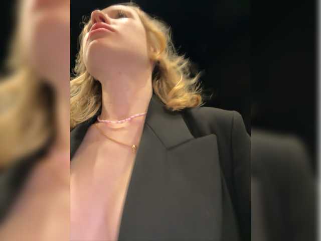 Broadcast screenshots LiiBaby