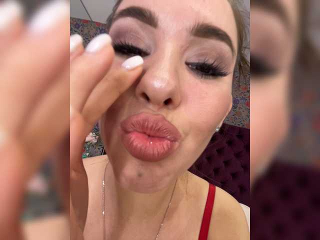 Broadcast screenshots LikaVika