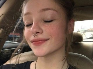 Erotic video chat lil-mia