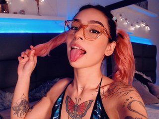 Erotic video chat Lilafire