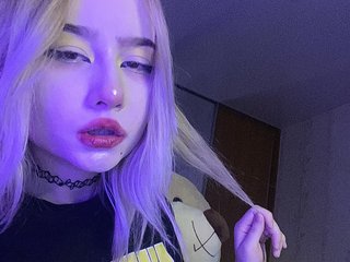 Erotic video chat LilCharliey