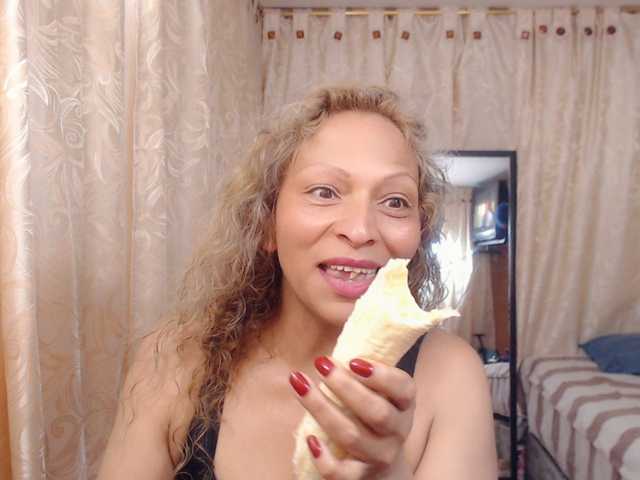 Broadcast screenshots lilihott