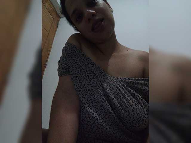 Broadcast screenshots lilimonth