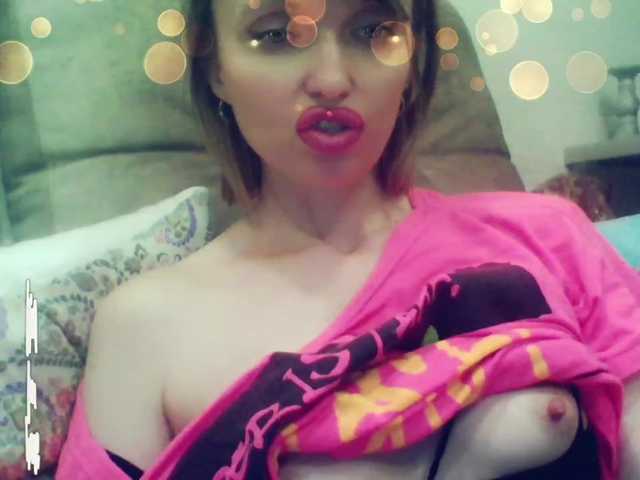Photos lilisexy14 Hello! I'm Lilya! Delicious and juicy blowjob with saliva and deepthroat with dildo 222, 0 already earned, I need 222 more tokens to complete countdown!