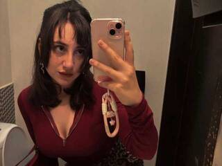 Erotic video chat LilithFox