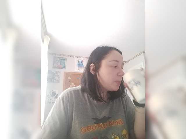 Broadcast screenshots LillieCunnin