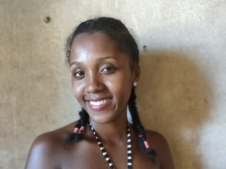 Erotic video chat Lillteblackgirl