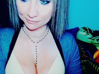 Erotic video chat Lilly666