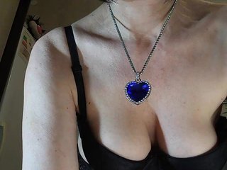 Erotic video chat Lilya18