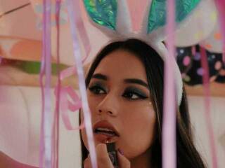 Erotic video chat lin-jayani