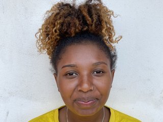 Erotic video chat Linah1